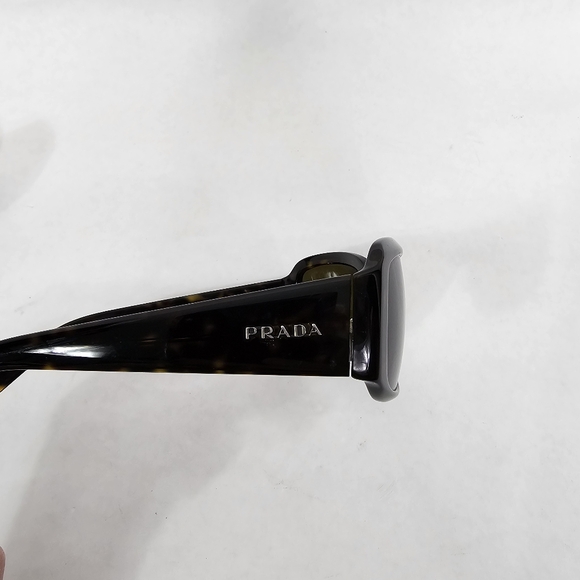 Prada Vintage 2000s Brown Tortoise Shell Rectangular Sunglasses - Picture 2 of 11
